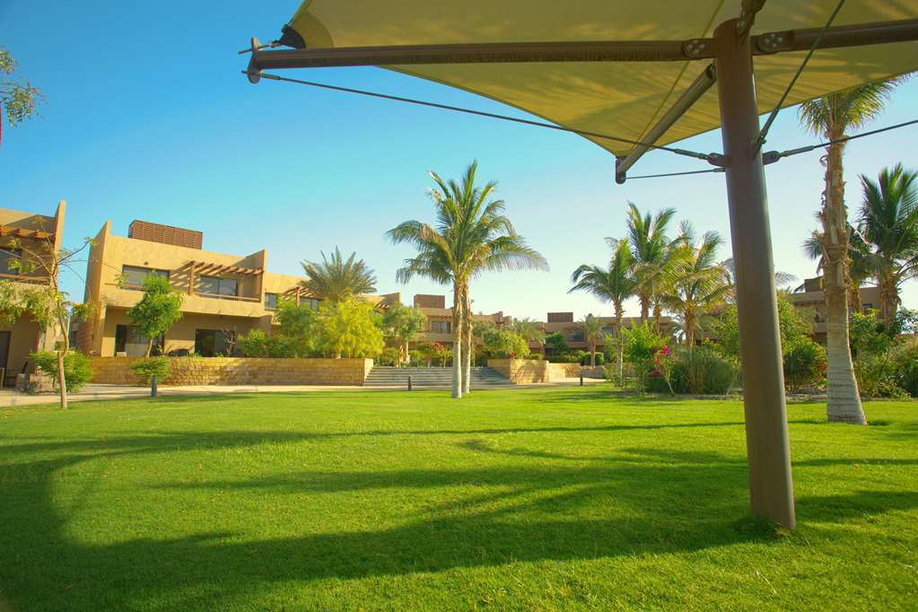 Golden Tulip Sharma Resort エクステリア 写真