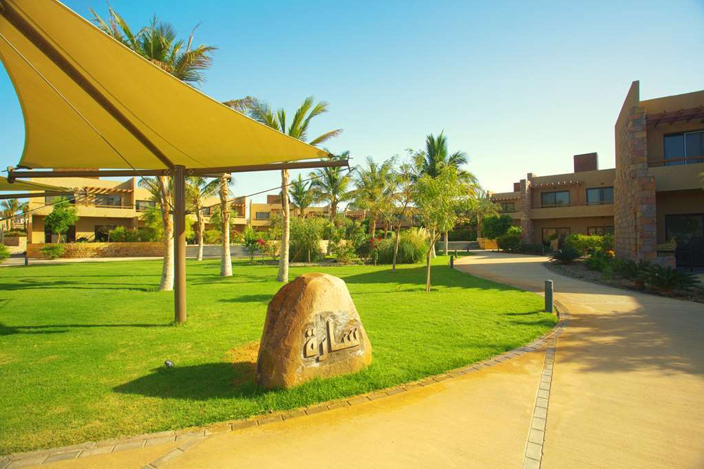 Golden Tulip Sharma Resort エクステリア 写真