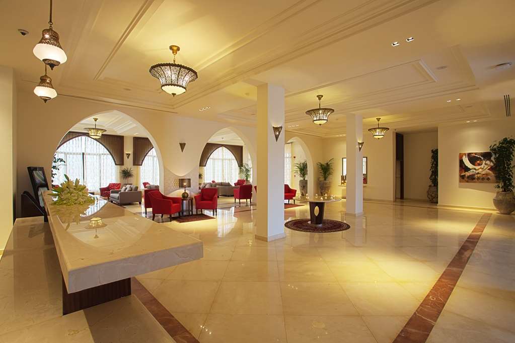 Golden Tulip Sharma Resort インテリア 写真