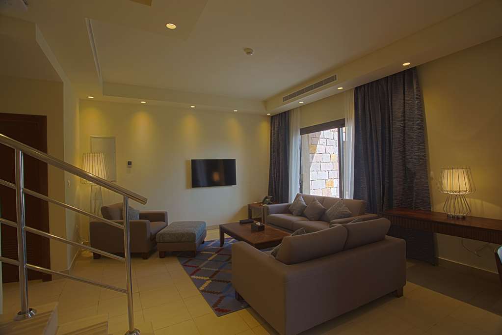 Golden Tulip Sharma Resort 部屋 写真
