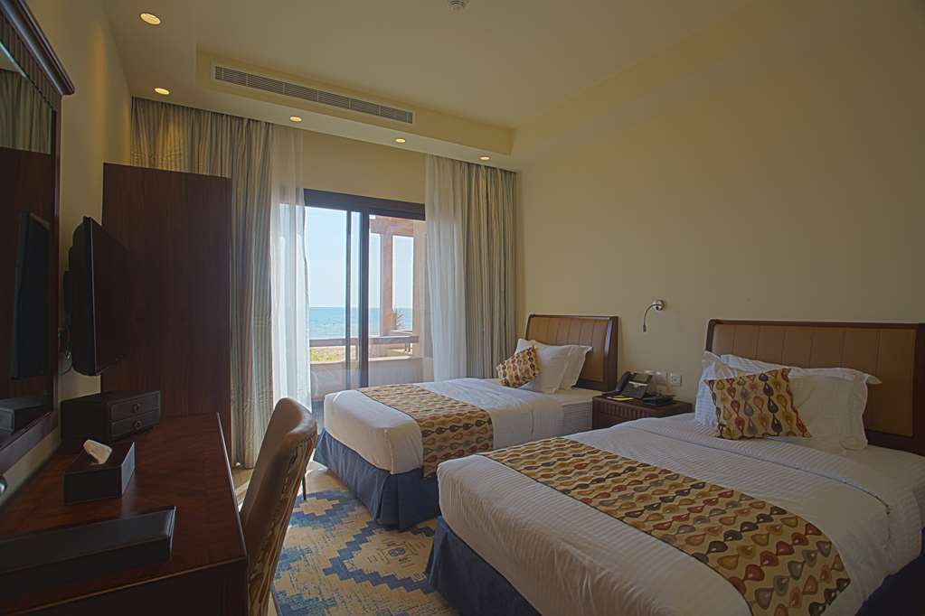 Golden Tulip Sharma Resort 部屋 写真