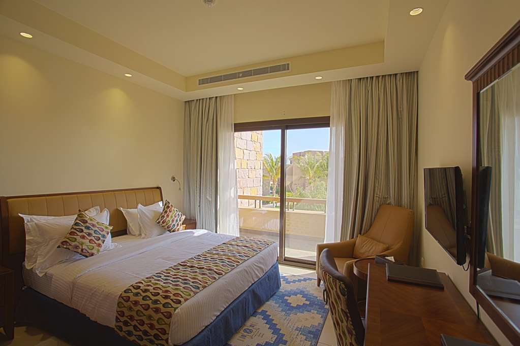 Golden Tulip Sharma Resort 部屋 写真