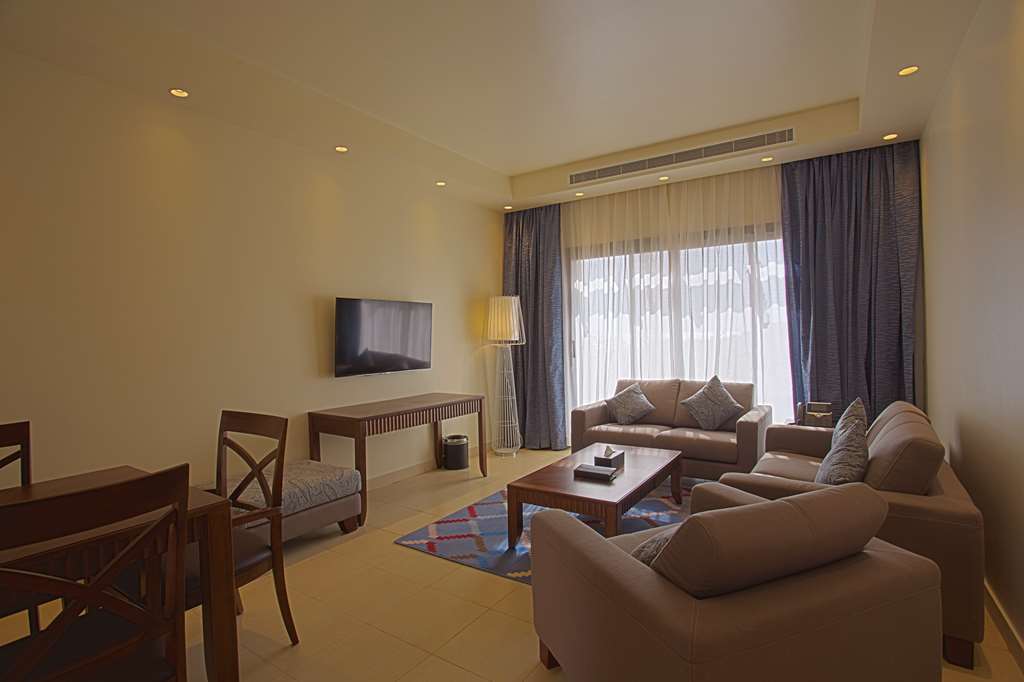 Golden Tulip Sharma Resort 部屋 写真
