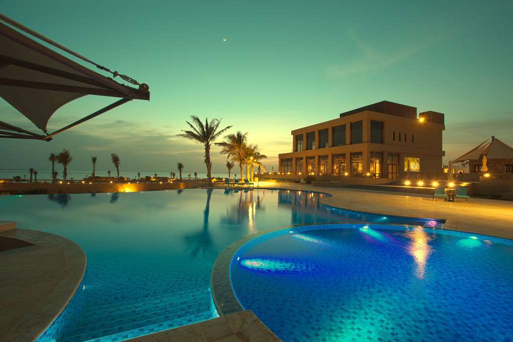 Golden Tulip Sharma Resort 設備 写真